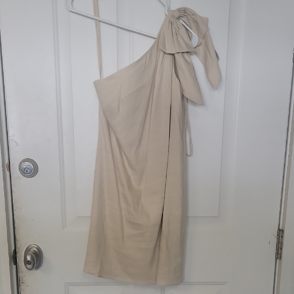 ANTONIO MELANI Cream One-Shoulder Dress